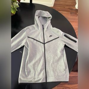 Men’s Nike Tech Fleece - Colour Grey Size M